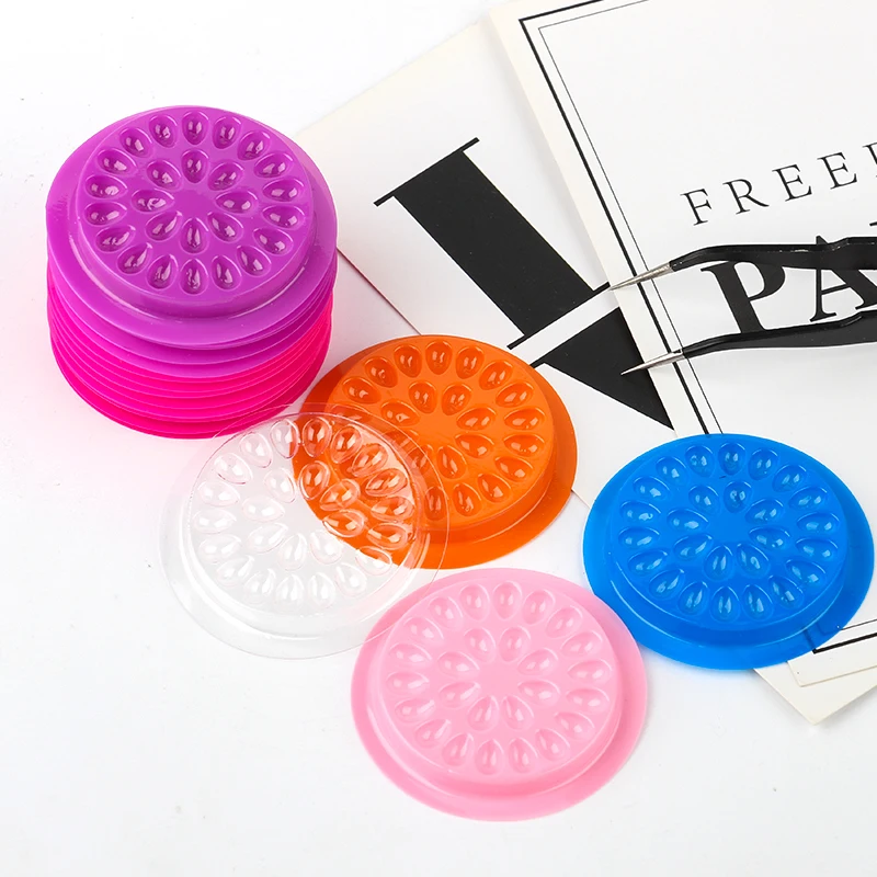Wholesale New False Eyelashes Glue Hold Plastic Eyelash Glue Holder Tray Pallet Pads Lash Extension Tool