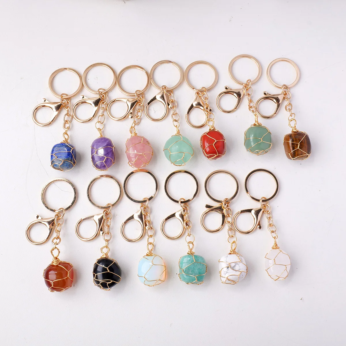 Wholesale Natural Crystal Craft Healing Energy Stone Crystal Tumble Keychain Souvenir Gift